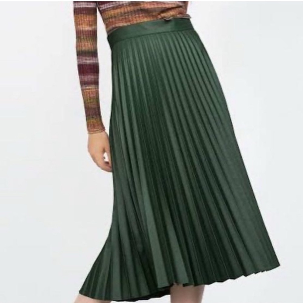 NWT Zara Forest Green Midi Skirt